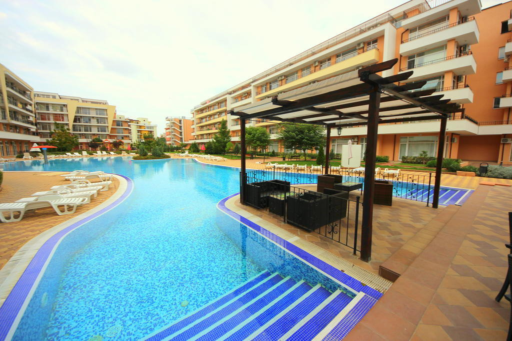Menada Grand Kamelia Apartments ساني بيتش المظهر الخارجي الصورة